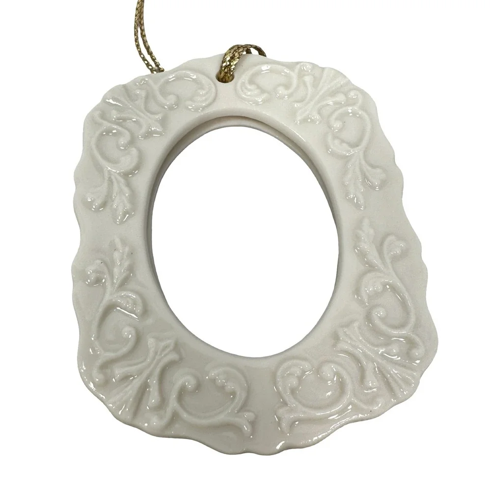 Lenox Georgian Collection Oval Picture Frame Ornament Cream Gold Tassel